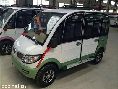 顺阳全封闭四轮电动汽车